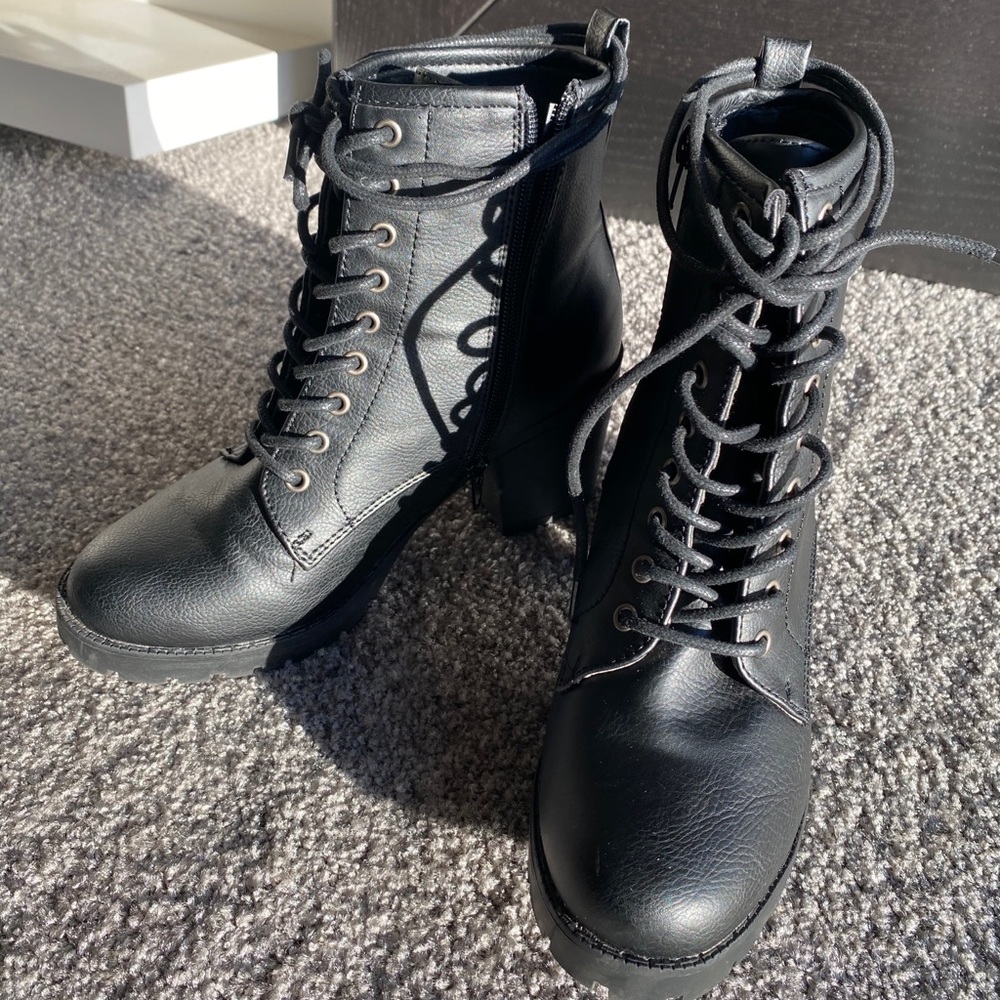 Black Lace High Top Heel Boots